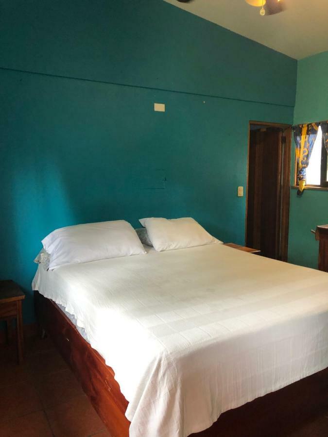 Pelican Beachfront Hotel Esterillos Este Zewnętrze zdjęcie